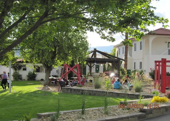 Hotel with Tennis: Sandy Beach Suites